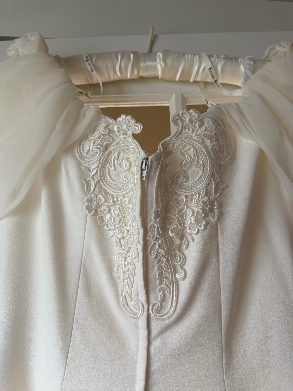 Vintage Off-Shoulder Ivory Bridal Gown with Draped Bow Back - Picture 12 of 16